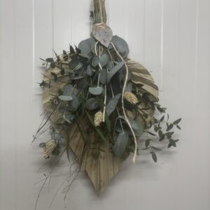 Eucalyptus Bloemenbundel op Palmblad